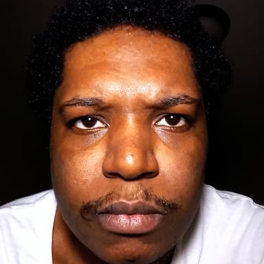 AljamienDola's profile picture