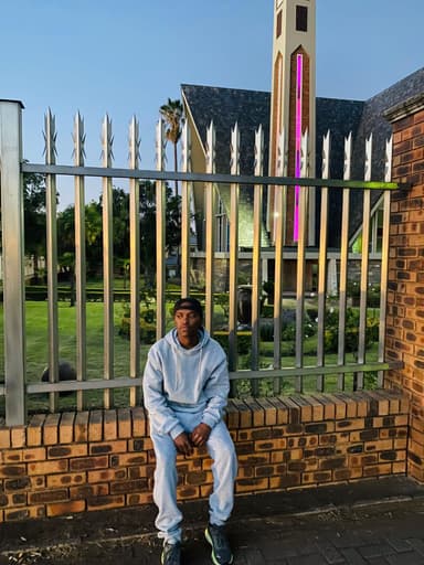 MYTH's profile picture